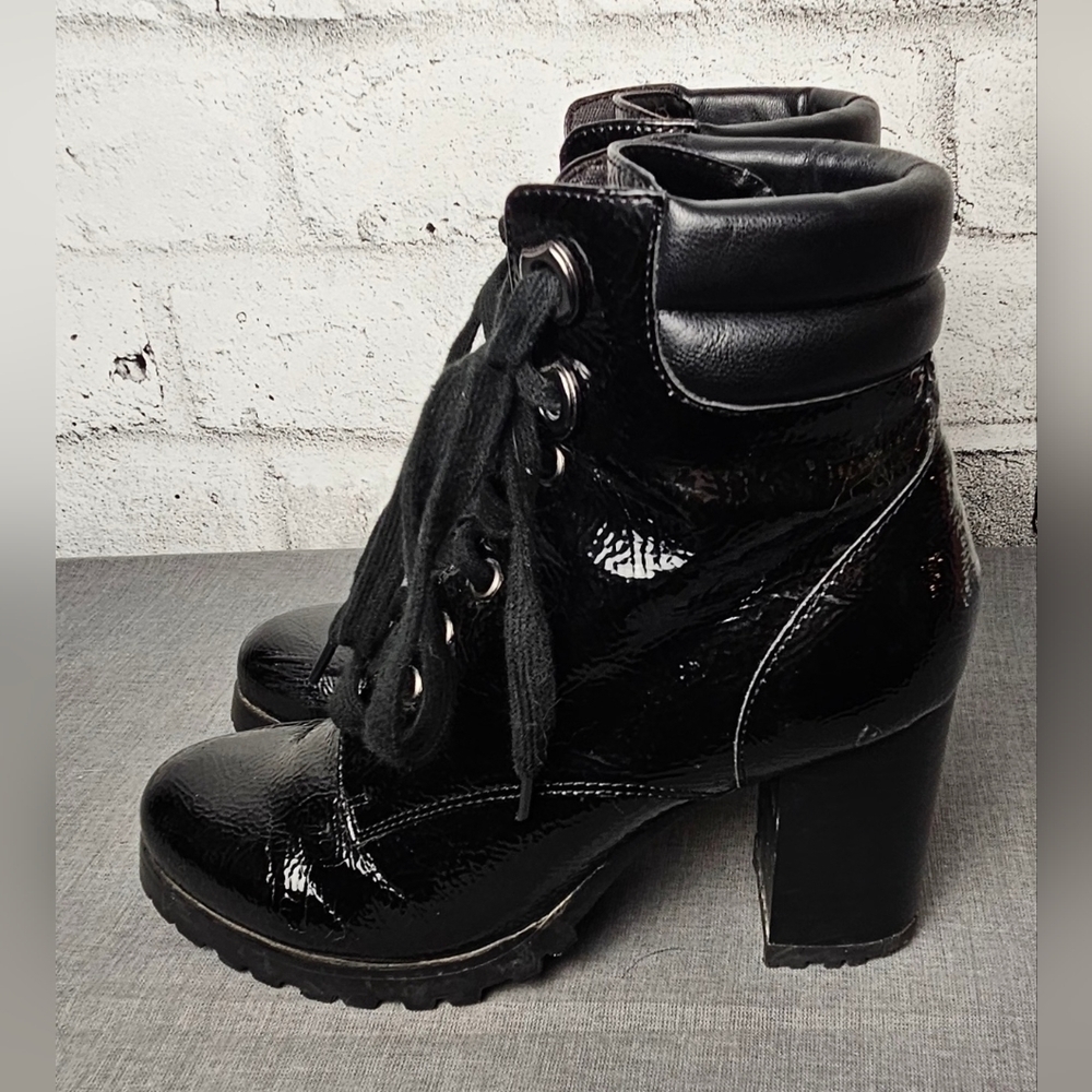 Le Château Black Patent Platform Lace-Up Heeled Boots Size 6 Chunky Heel